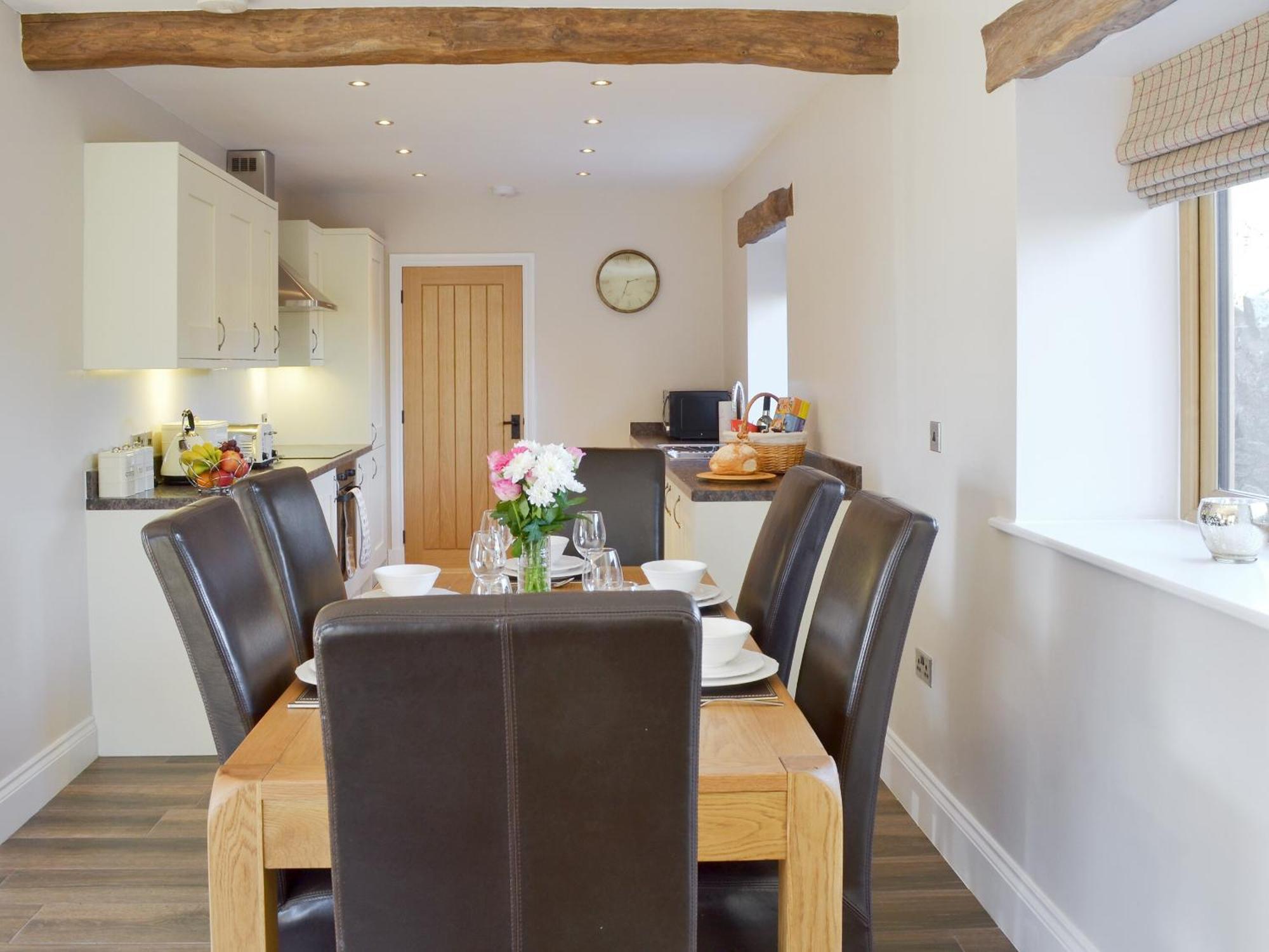 Holgates Granary Villa Pendleton  ภายนอก รูปภาพ